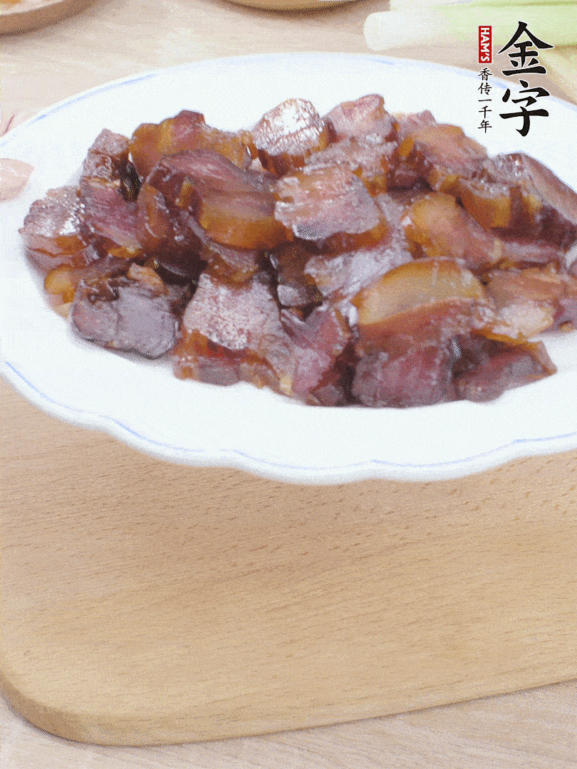 南宫28ng
酱油肉水煮15分钟，切薄片。